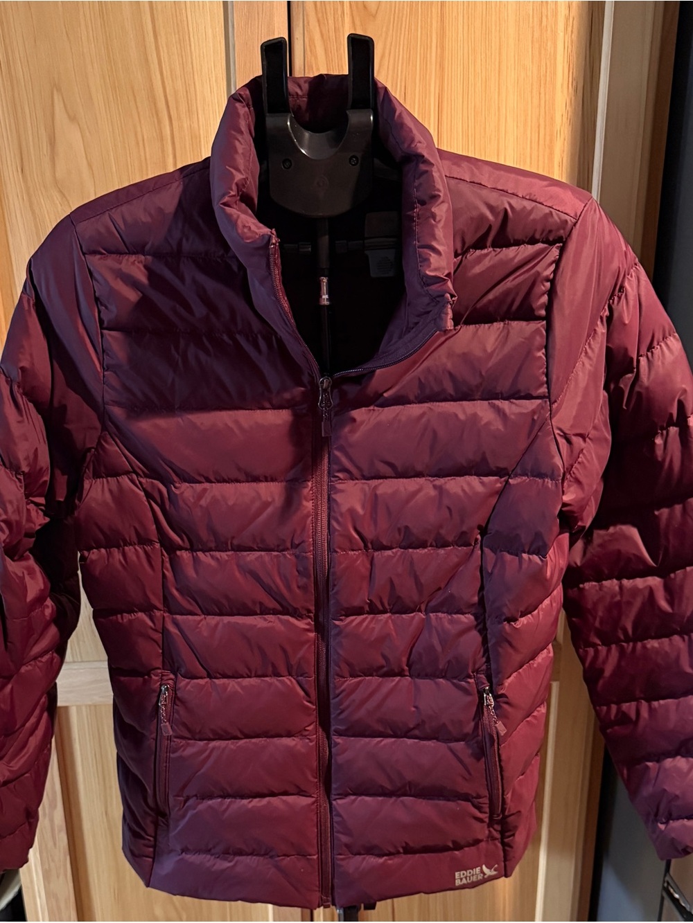 Eddie Bauer 650 Down Packable Lightweight Puffer Jacket Burgundy Women’s Large